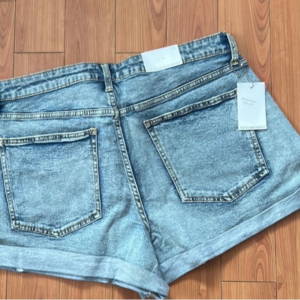 WEWEARWHAT.  Low Rise Rolled Shorty.    Stretch Denim 43C Light Vintage.